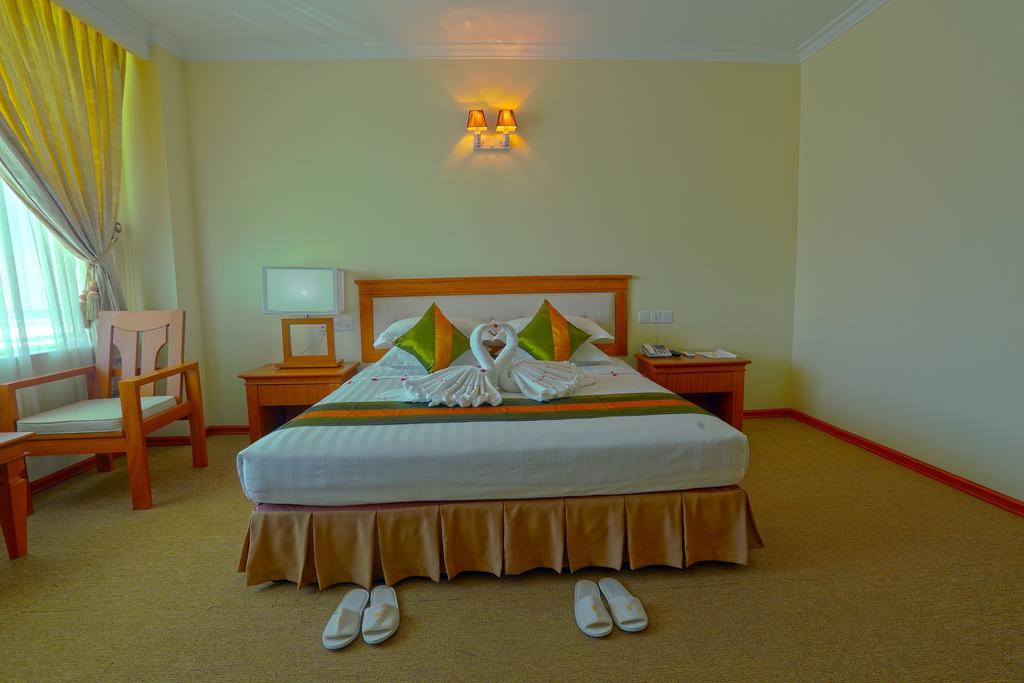 Apex Hotel Naypyidaw Exterior photo