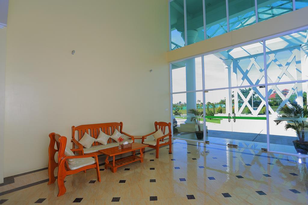Apex Hotel Naypyidaw Exterior photo